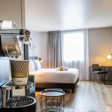 Mercure Paris Hotel 4*