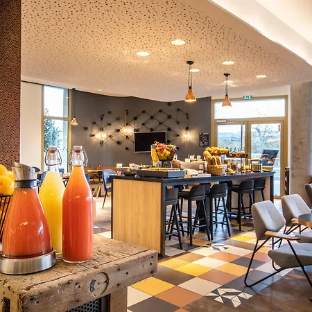 Mercure Paris