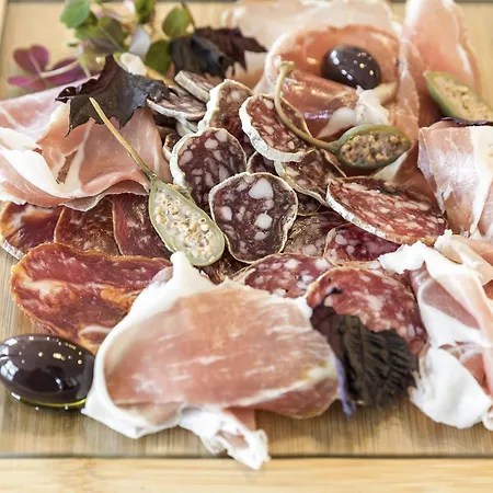 Mercure Paris Hotel 4*