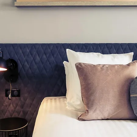 Mercure Paris 4*
