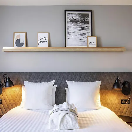 Mercure Paris Szálloda 4*