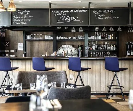 ホテル Mercure Paris ジュヌヴィリエ