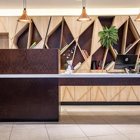 Mercure Paris Hotel 4*