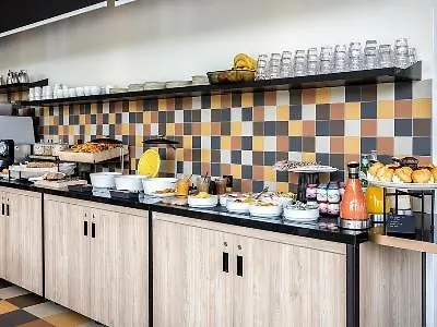 Mercure Paris 쥬네빌러